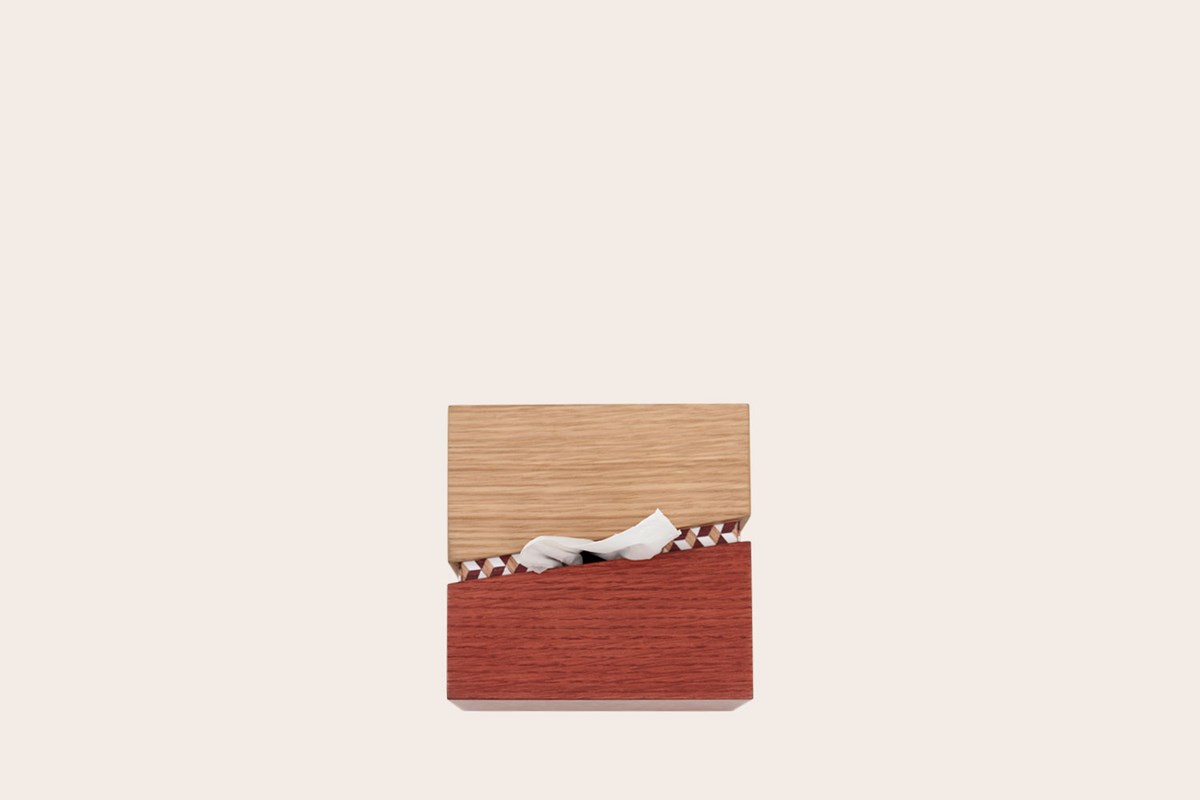 Funquetry Tissue Holder Square Natural/Red
